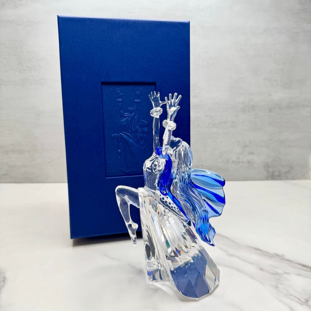 Swarovski | SCS 2002 Annual Edition Isadora Magic of Dance